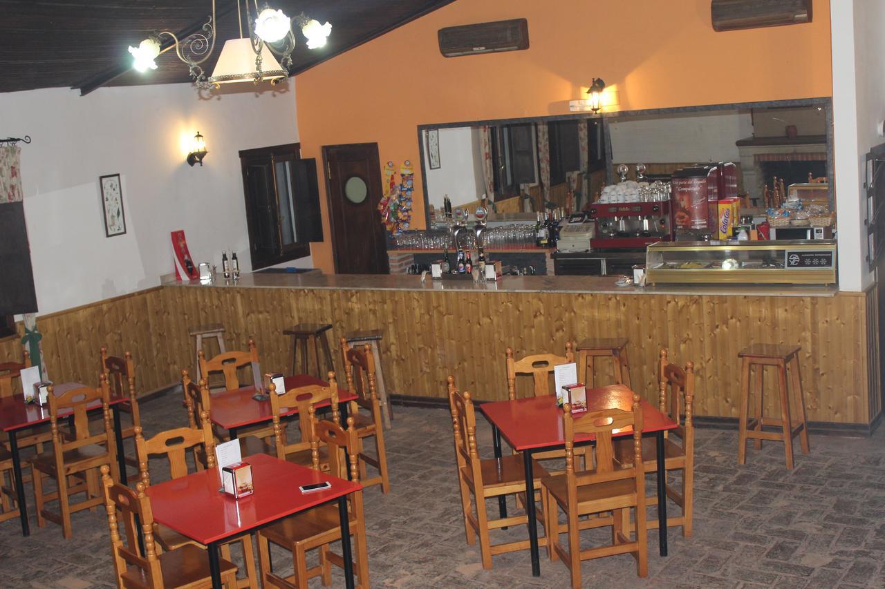 Hotel Rural Puerta De Monfrague 比利亚雷亚尔圣卡洛斯 外观 照片