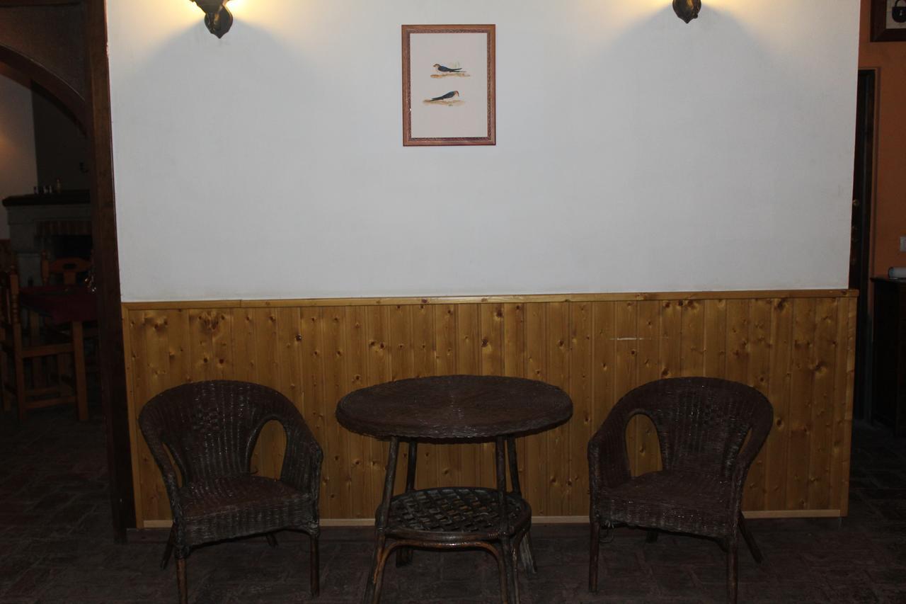 Hotel Rural Puerta De Monfrague 比利亚雷亚尔圣卡洛斯 外观 照片